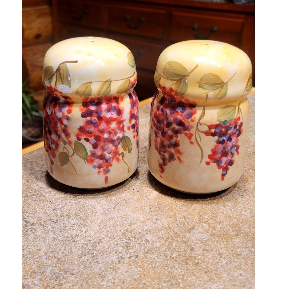 Wisteria Dinnerware Salt Pepper Shakers Hand Painted Grapes Leaves Set 2004